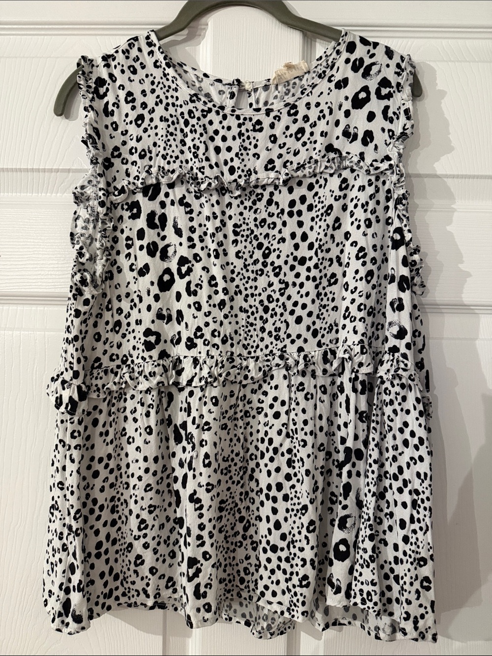Women’s Black & White Print Ruffle Blouse